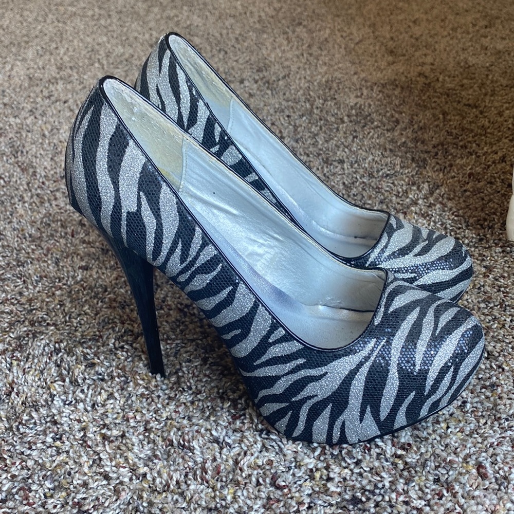 Shi Zebra Print Black and Silver Sparkly Heels